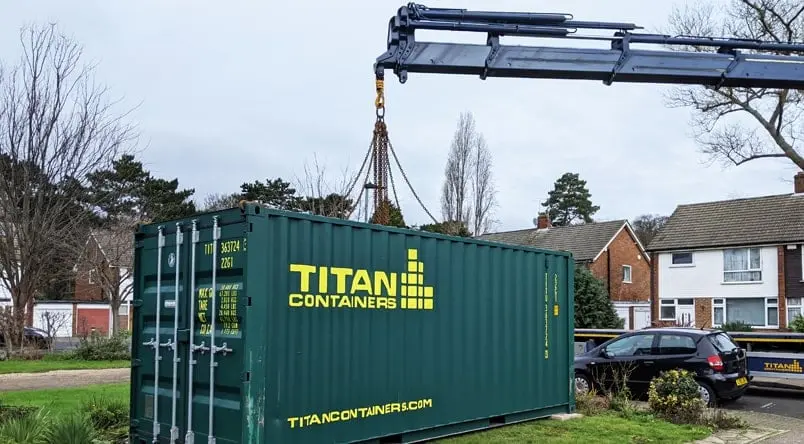 20ft-Shipping-Containers-for-Hire